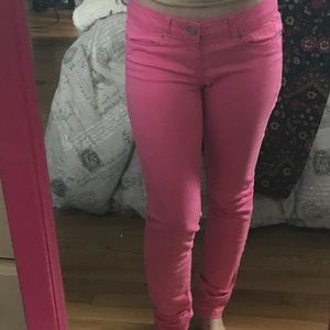 HOT PINK AEROPOSTALE JEGGINGS  Lightly worn.